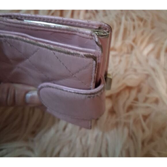 Authentic CHANEL Light Pink Quilted Cambon Small Wallet - Picture 5 of 16